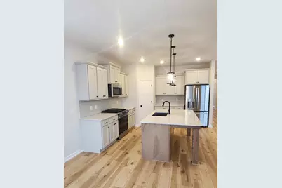 8018 Walnut Lane, Corcoran, MN 55340 - Photo 5