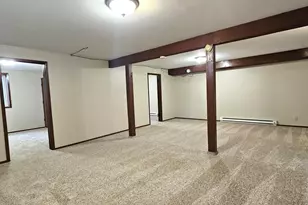 424 E 2nd St, Litchfield, MN 55355 - Photo 15