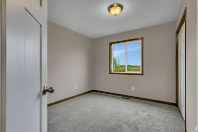 1804 Oak Pond Drive NW, Sauk Rapids, MN 56379 - Photo 13