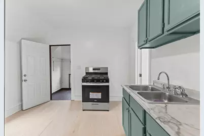 811 Queen Avenue N, Minneapolis, MN 55411 - Photo 27