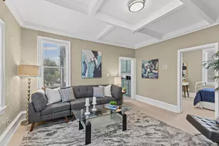 811 Queen Ave N, Minneapolis, MN 55411 - Photo 5