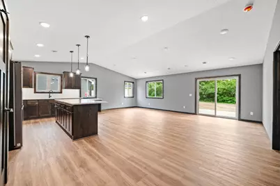 900 1/2 8th Avenue N, Princeton, MN 55371 - Photo 5