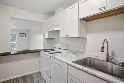 10211 Cedar Lake Road #208, Hopkins, MN 55305 - Photo 5