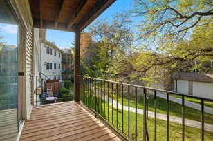 10211 Cedar Lake Rd, Minnetonka, MN 55305 - Photo 9