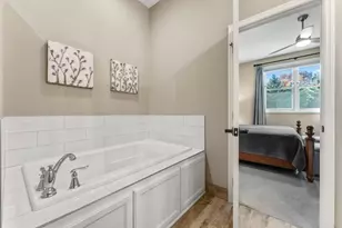 18368 Justice Way, Lakeville, MN 55044 - Photo 35