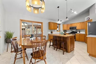 1225 Cuylle Bay, Faribault, MN 55021 - Photo 7