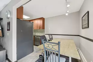 930 Westbrooke Way, Hopkins, MN 55343 - Photo 11