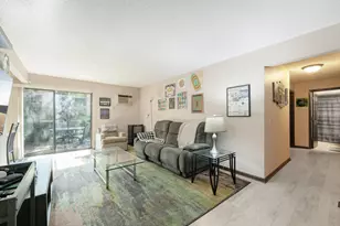 930 Westbrooke Way, Hopkins, MN 55343 - Photo 21