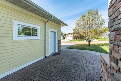 825 5th Street SE, Pelican Rapids, MN 56572 - Photo 5