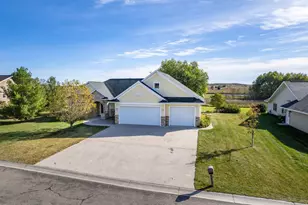 825 5th St SE, Pelican Rapids, MN 56572 - Photo 67