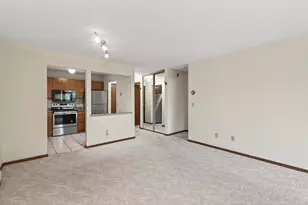 3850 Plymouth Blvd, Plymouth, MN 55446 - Photo 11