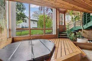 227 Ardmore Dr, Golden Valley, MN 55422 - Photo 13