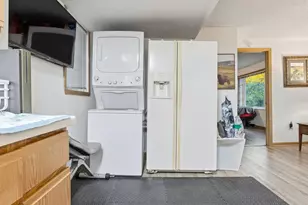 1002 9th St S, Moorhead, MN 56560 - Photo 15