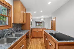 4701 Dupont Ave N, Minneapolis, MN 55430 - Photo 21