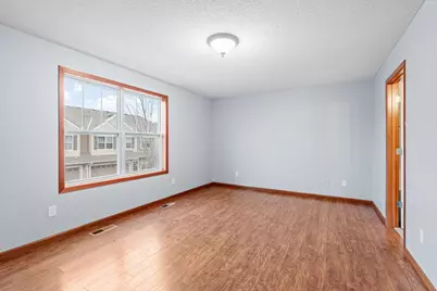 1952 Commonwealth Boulevard #4, Chanhassen, MN 55317 - Photo 29