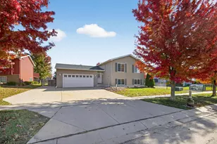 302 11th Ave NE, Kasson, MN 55944 - Photo 1