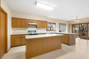 9032 McGuffey Rd, Eden Prairie, MN 55347 - Photo 7