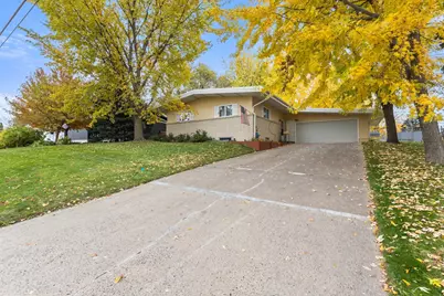 3212 33rd Avenue NE, Saint Anthony, MN 55418 - Photo 5