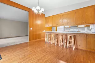 3212 33rd Ave NE, Saint Anthony, MN 55418 - Photo 9