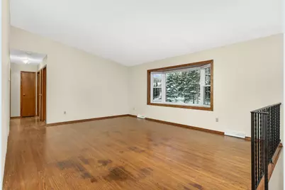 2710 Magnolia Lane N, Plymouth, MN 55441 - Photo 3