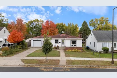 32 Jessamine Avenue E, Saint Paul, MN 55117 - Photo 1