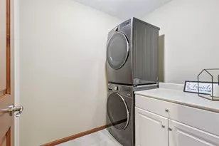 9534 Roosevelt Dr, Chanhassen, MN 55317 - Photo 19