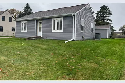 408 S Winnebago Street, Caledonia, MN 55921 - Photo 1