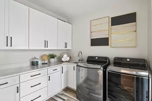 525 Smithtown Ct, Excelsior, MN 55331 - Photo 61