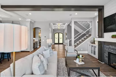 525 Smithtown Court, Excelsior, MN 55331 - Photo 17