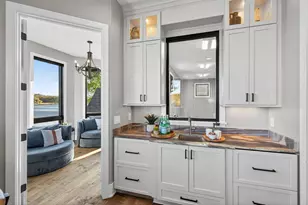 525 Smithtown Ct, Excelsior, MN 55331 - Photo 37