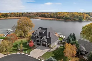 525 Smithtown Ct, Excelsior, MN 55331 - Photo 3