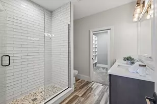 525 Smithtown Ct, Excelsior, MN 55331 - Photo 65