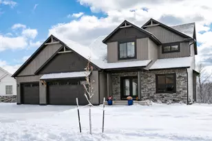 1870 Hadley Hills Dr NE, Rochester, MN 55906 - Photo 3