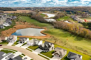 1870 Hadley Hills Dr NE, Rochester, MN 55906 - Photo 7