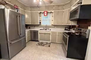 237 5th St N, Brownton, MN 55312 - Photo 5