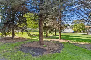 13973 Falcon Ave, Apple Valley, MN 55124 - Photo 39