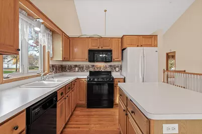 13973 Falcon Avenue, Apple Valley, MN 55124 - Photo 13