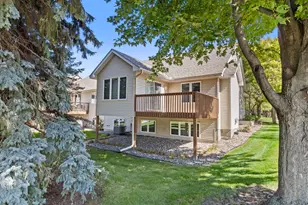13973 Falcon Ave, Apple Valley, MN 55124 - Photo 5