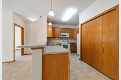 8200 W 33rd Street #222, Saint Louis Park, MN 55426 - Photo 5