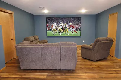 1640 Patriot Drive, Fairmont, MN 56031 - Photo 17