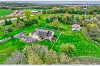 W10006 State Road 29, River Falls, WI 54022 - Photo 5