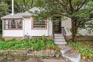 196 Page St W, Saint Paul, MN 55107 - Photo 1