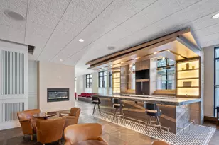 201 S 11th St, Minneapolis, MN 55403 - Photo 41