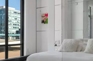 201 S 11th St, Minneapolis, MN 55403 - Photo 27