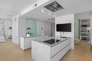 201 S 11th St, Minneapolis, MN 55403 - Photo 11