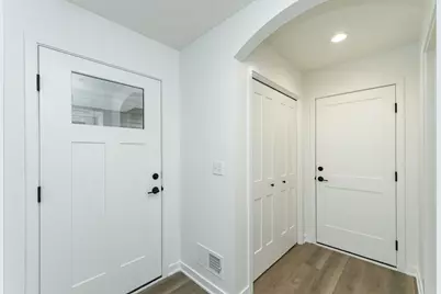 1073 Century Village Lane NE, Rochester, MN 55906 - Photo 5
