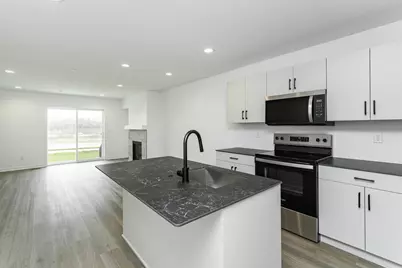 1073 Century Village Lane NE, Rochester, MN 55906 - Photo 9