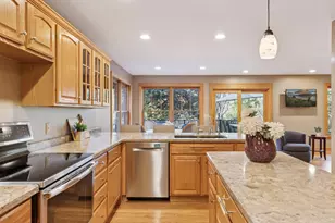 5504 Benton Ave, Edina, MN 55436 - Photo 15