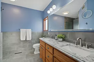 7785 Clydesdale Cir, Circle Pines, MN 55014 - Photo 19