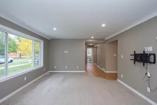 1712 12th St S, Moorhead, MN 56560 - Photo 5